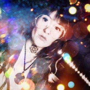 Meet your Posher, Sheradan